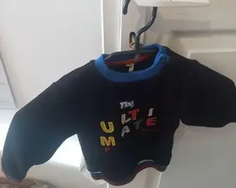 Haut de pyjama garçon taille 9 mois