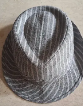 chapeau