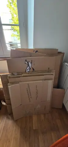cartons déménagement ave. rouleau scotch