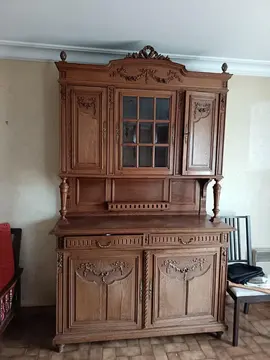 grand vaisselier d'époque