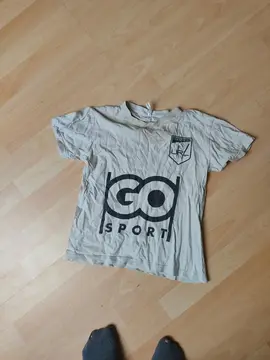 t.shirt 8/10 ans
