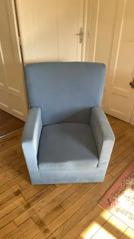 fauteuil velours bleu