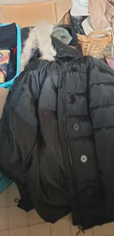 2 manteaux à donner