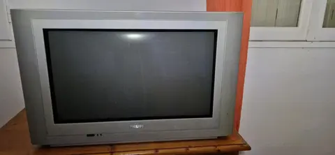 téléviseur 16/9 cathodique