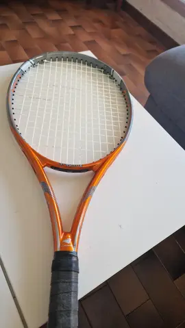 raquette de tennis