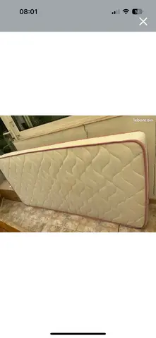 2 sommiers et matelas tapissier
