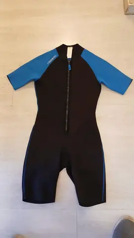 COMBINAISON DE PLONGEE COURTE