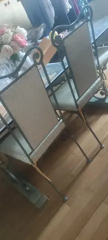 Donne Table salle à manger et les 6 chaises