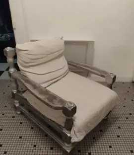 fauteuil blanc vintage rustique