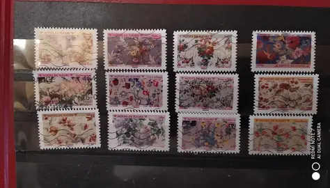 timbres France, "motifs de fleurs", lot 62