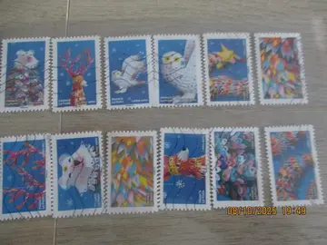 12 timbres oblitérés "Noël"