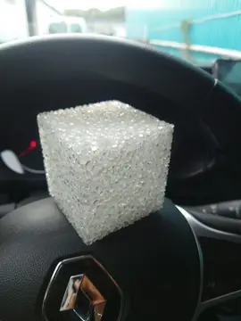 petit cube lumineux
