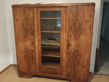 Donne armoire