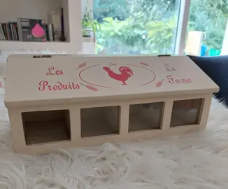 Jolie boîte à compartiments