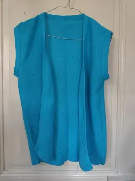 CARDIGAN ACRYLIQUE BLEU SANS MANCHE TAILLE 38 ENVIRON