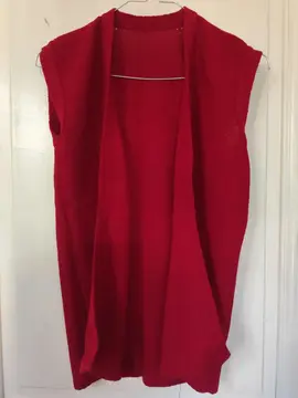 CARDIGAN SANS MANCHE ROUGE ACRYLIQUE TAILLE ENVIRON 38