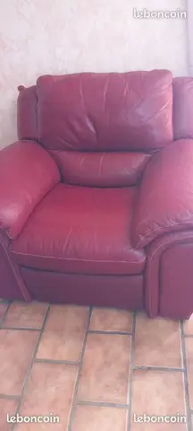 Fauteuil cuir bordeaux