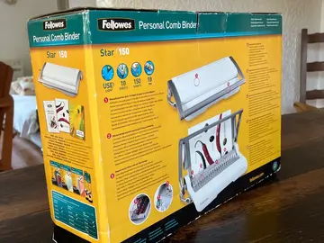 Relieuse à anneaux plastiques "FELLOWES Star 150"