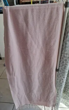 grande écharpe rose