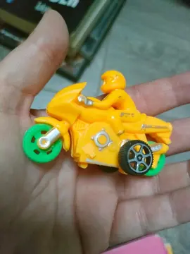 petite moto en plastique