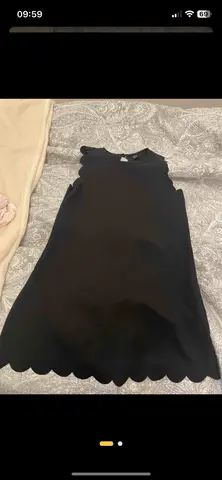 robe noire taille xs