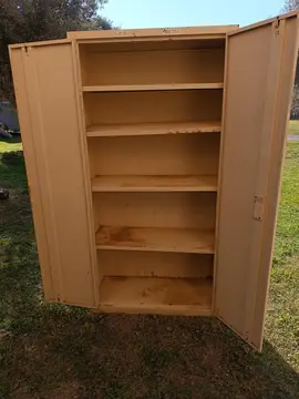 Armoire métallique