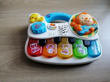 Petit piano pour enfant