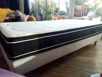 Matelas et sommier tapissier 1 personne