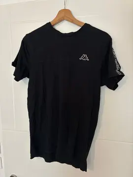 tee-shirts noir Kappa