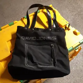 Sac David Jones