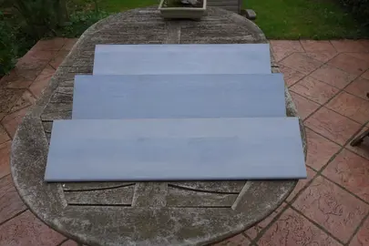 3 étagères avec équerres