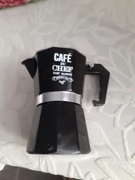 cafetière pour pièces