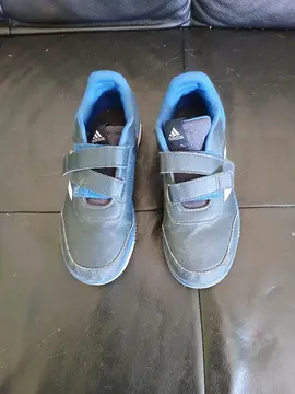 basket Adidas pointure 34