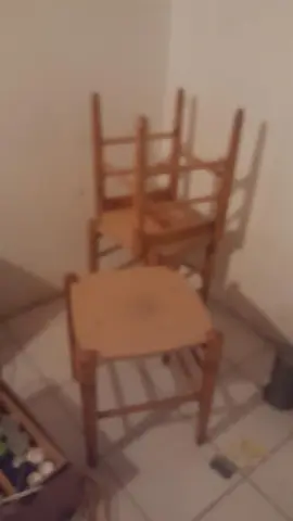 deux tabourets