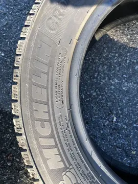 pneu véhicule