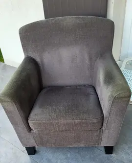 Fauteuil Gris (zoom pour voire texture et couleur) Hauteur88cm Largeur 80cm Profondeur 72cm