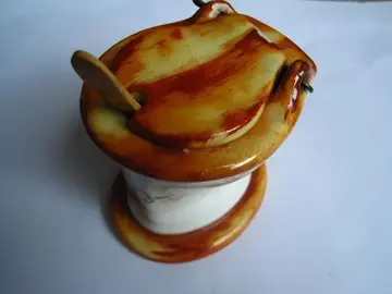 Pot à moutarde ancien façon humour