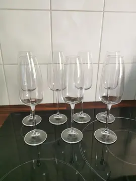 7 flûtes à champagne