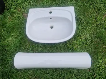 Lavabo sur pied
