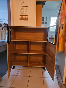 a donner meuble en très bon état de suite