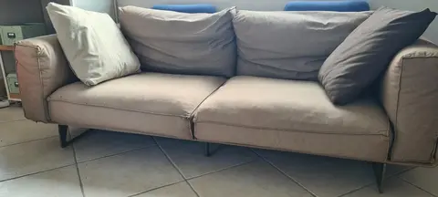 CANAPE ROCHE BOBOIS 2 PLACES , HORS TOUT 110X225 + QUELQUES COUSSINS