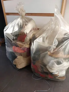 vêtements femme taille 38/40 + chaussures taille 40