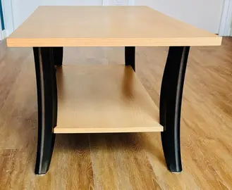 Table basse avec tablette intermédiaire : 95cm x 50cm x 38cm