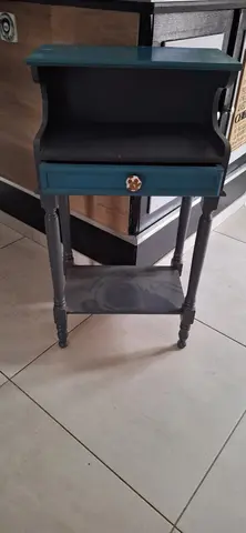 table appoint ou de chevet