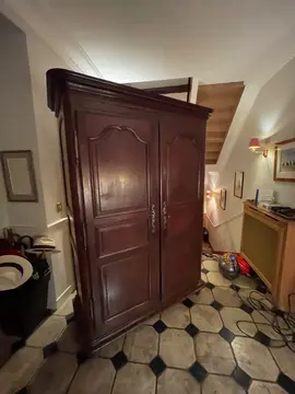 Armoire ancienne