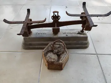Balance ancienne