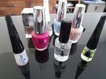 Lot divers vernis