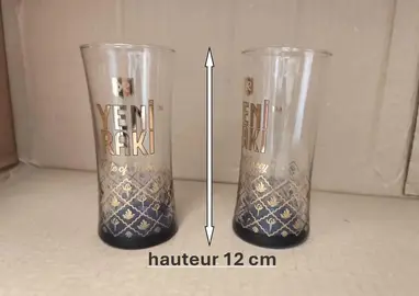 2 verres à thé