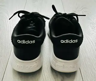 Chaussures ADIDAS