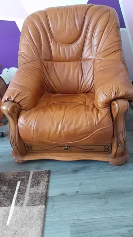 2 fauteuils avec tiroirs